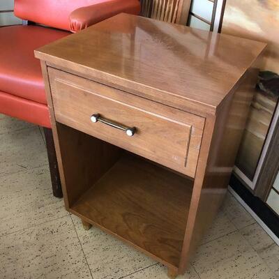 LA Period side table