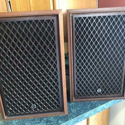 Vintage Sansui speakers