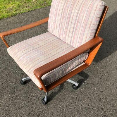 Arne Wahl Iversen teak chair for Komfort