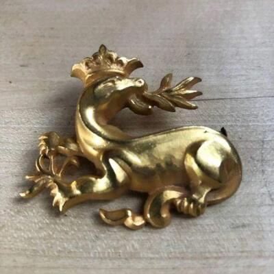 Vintage lizard king brooch