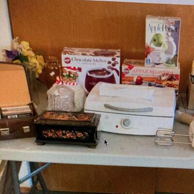 Kitchen & a music box