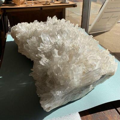Quartz Crystal, 80lbs. 24" x 13"