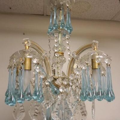 1173	HANGING CRYSTAL CHANDELIER & 2 MATCHING SCONCES W/PASTEL BLUE GLASS DROPS	200	400	100	PLEASE PAY ATTENTION FOR DAILY ADDITIONS TO...