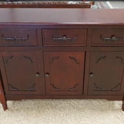 1072	NARROW CONTEMPORARY 3 DRAWER 3 DOOR CHEST, ONE PULL MISSING, 42 IN WIDE X 12 I DEEP X 31 IN HIGH	50	100	25	PLEASE PAY ATTENTION FOR...