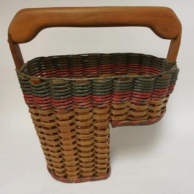 1156	SIGNED HAND WOVEN STEP BASKET, 18 IN HIGH X 16 IN WIDE X 10 IN DEEP	25	50	10	PLEASE PAY ATTENTION FOR DAILY ADDITIONS TO THIS SALE....