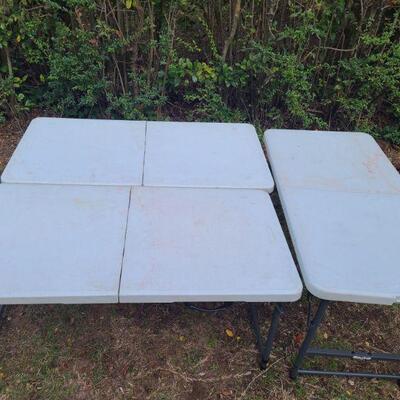 Three Folding Tables
https://ctbids.com/#!/description/share/679289 Need a place to put all that party food? Need more table room for all...