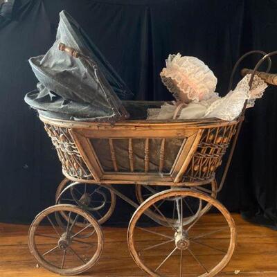 https://ctbids.com/#!/description/share/679294 Baby Doll Buggy Basket height 19'', Over all height 30'', length 29'', width 15'', Wheels...