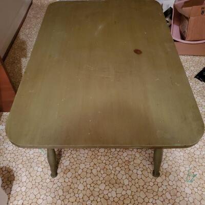 https://ctbids.com/#!/description/share/682543 Vintage wooden coffee table painted a light green. 36x24x16