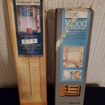 https://ctbids.com/#!/description/share/682559 Set of 2 shutter kits new in box for your windows. Joanna measurements 31x28