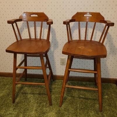 https://ctbids.com/#!/description/share/682538 Matching pair of maple bar stools. L 14