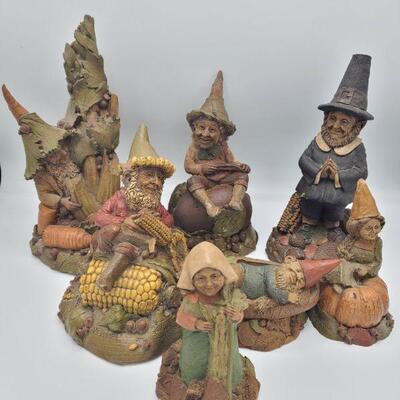 Fall into delicious vegetables harvested by these wonderful gnomes. 
