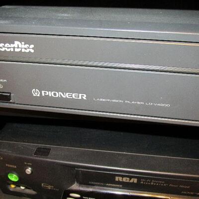 Laserdisc player