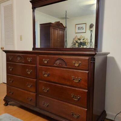 https://ctbids.com/#!/description/share/687818 Kling Genuine Mahogany Bureau. This 8 drawer dresser with mirror stands 69