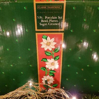 JC Penny Christmas Dishes/Classic Traditions/Charlton Hall
