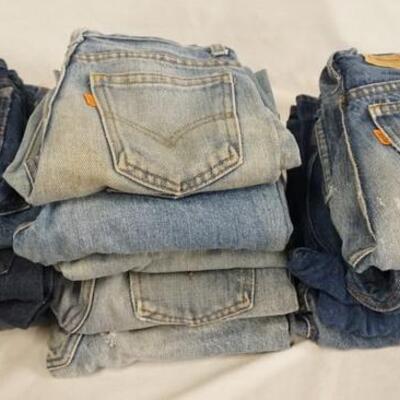 1022	LOT OF 15 PAIRS OF LEVI STRAUSS & COMPANY JEANS W/ ORANGE TABS, VARYING DEGREE OF WEAR

