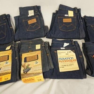 1048	LOT OF EIGHT PAIRS OF YOUTH SIZED VINTAGE MAVERICK JEANS, FOUR PAIRS HAVE ORIGINAL TAGS 

