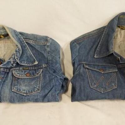 1094	LOT OF TWO VINTAGE USA MADE WRANGLER DENIM JACKETS BOTH ARE PAINTED ON THE REVERSE 
