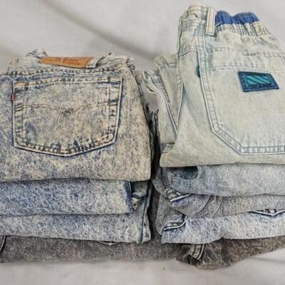 1018	LOT OF TEN PAIRS OF VINTAGE LEVI STRAUSS & COMPANY JEANS, VARYING DEGREE OF WEAR
