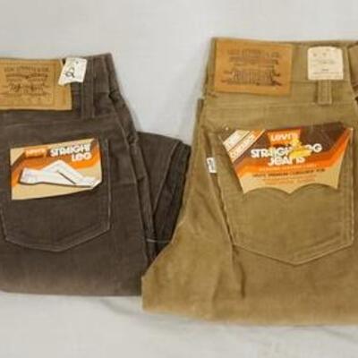 1006	LOT OF FOUR VINTAGE YOUTH SIZED LEVI STAUSS & COMPANY CORDUROY JEANS W/ TAGS 
