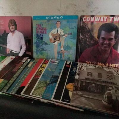 https://ctbids.com/#!/description/share/697725 Mystery lot of vinyl records. Includes Conway Twitty, Ricky Skaggs and more.

 
