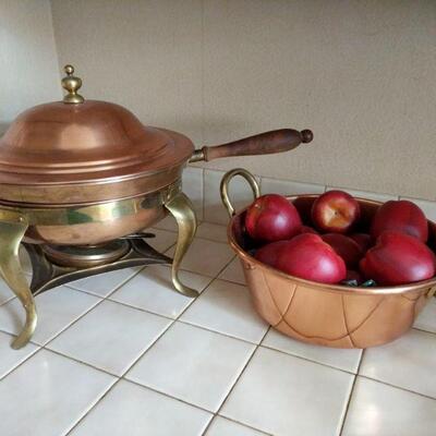 https://ctbids.com/#!/description/share/697669 Copper Chafing Dish is approximately 12