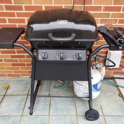 https://ctbids.com/#!/description/share/697676 Expert Propane grill with cover and utensils.
