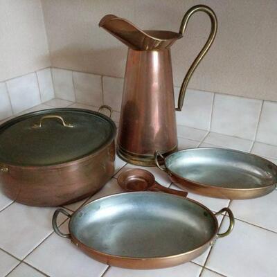 https://ctbids.com/#!/description/share/697672 Tagus Copper is well made and comes from Portugal. Small casseroles measure 8 1/2