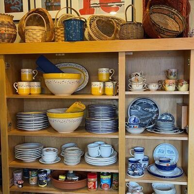 Woven Baskets - Blue & White China - Hadley Dinnerware 