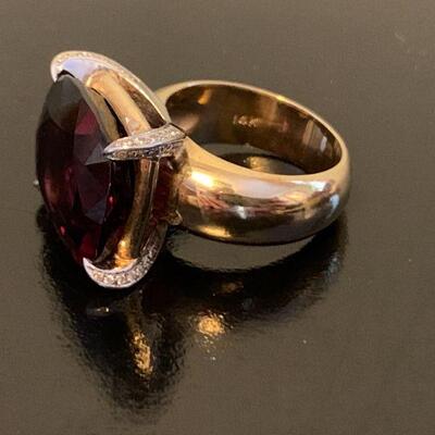 Almandine Cocktail Ring Set in 14K Yellow Gold