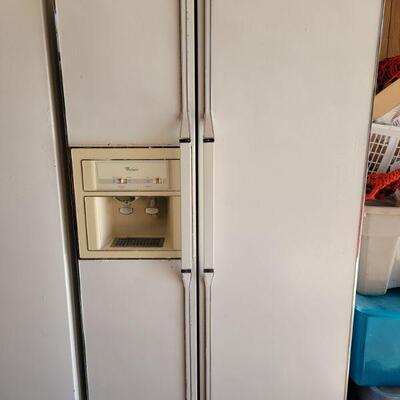 https://ctbids.com/#!/description/share/700620 This is a working Whirlpool refrigerator. It has an ice maker and plenty of storage. Its...