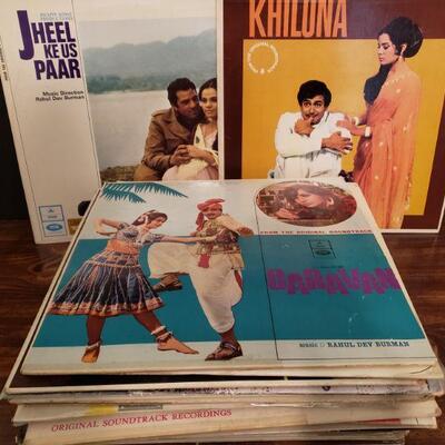 https://ctbids.com/#!/description/share/700512 Indian Vinyl Records
