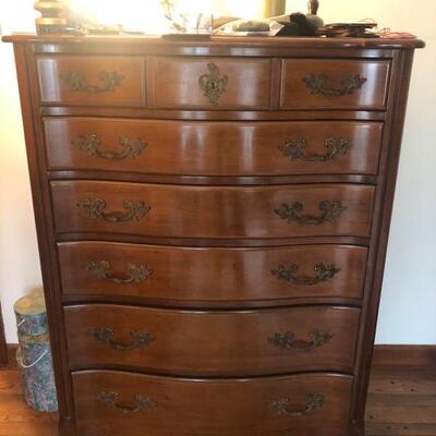 Antique talk dresser