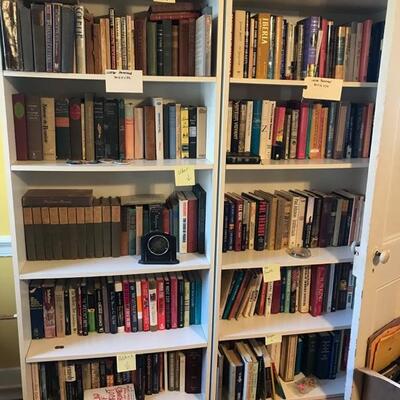 Bookshelf $25 each
2 available
30 X 12 X 72"