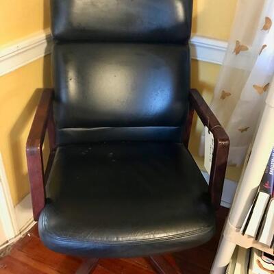 Black swivel desk chair $69