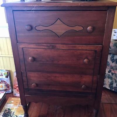 Chest of drawers $175
27 X 16 X 39