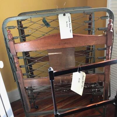 Vintage roll away twin bed frame with headboard $55