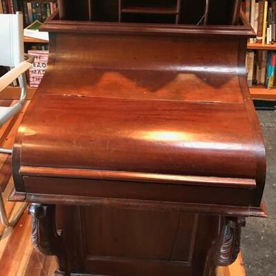Antique Davenport desk $350
22 X 23 X 42