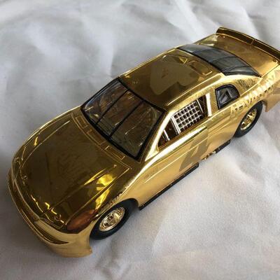 NASCAR 1:24 Die Cast Car