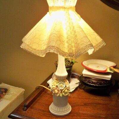 Vintage Porcelain Vanity Lamp with Original Shade.