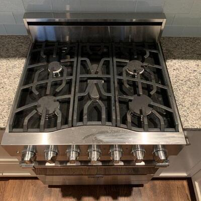 Viking “D3” Gas Range with “D3” Hood and Microwave Combo