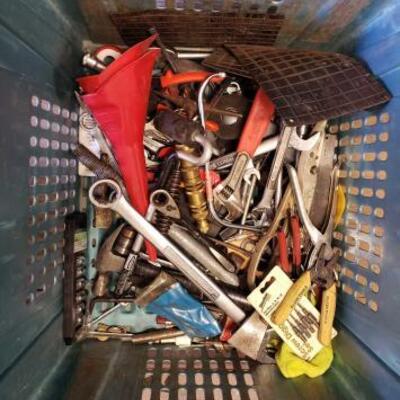 #7113 • Tote Of Hand Tools