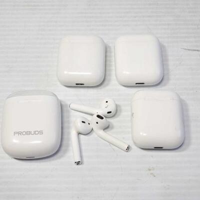 1016	
Lot Of Airpods
Lot Of Airpods
OS19-042622.18 3/4