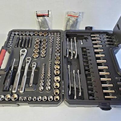 #1222 • Mechanic Tool Set