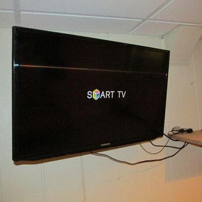 32" smart HDTV