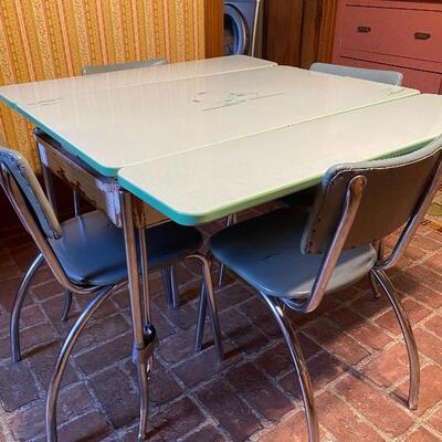 Vintage enamel top table $175.00