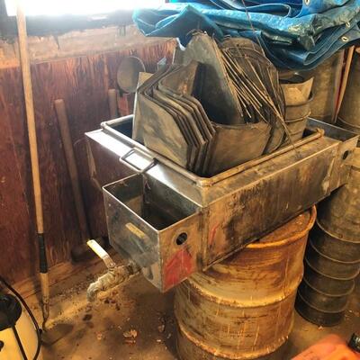 Maple syrup Evaporator, 50+ galvanized sap buckets with Grimm and peaked lids