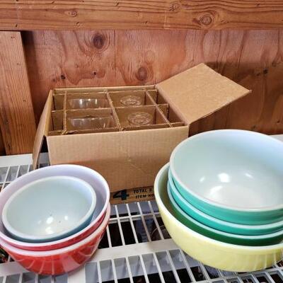 2020	
Pyrex Bowls, And 8 Glass Cups
Pyrex Bowls, And 8 Glass Cups
