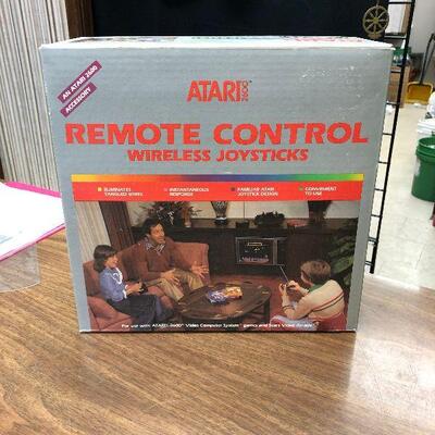 https://www.ebay.com/itm/114652068408	BM4013 Atari Original Box Remote Control Wireless Joysticks (Box only)		Auction
