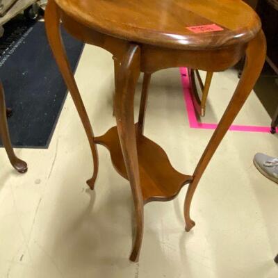 hand-made oval table