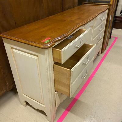 Ethan Allen Dresser